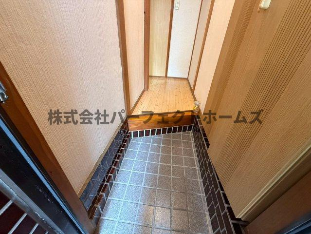 津田東町1丁目戸建　賃貸の玄関|玄関です
