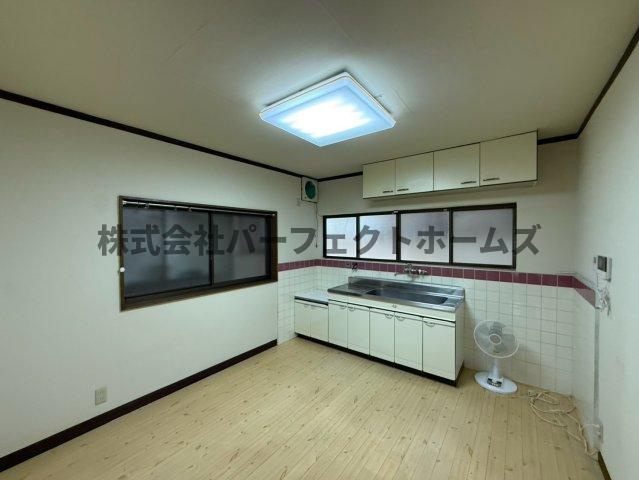 津田東町1丁目戸建　賃貸のキッチン|ダイニングキッチンです
