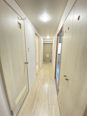 【玄関】 | メゾン二本松