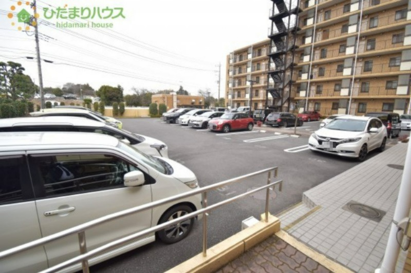 西区指扇　中古マンソン　ライオンズガーデン大宮指扇第2の駐車場