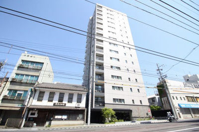 【外観】 | シャリエ大津中央 | 近隣・周辺環境や街並みなど、資料には掲載していない情報が現地にはたくさんあります。
