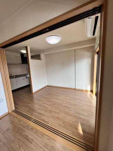 【居間・リビング】 | エテルナ鴨島