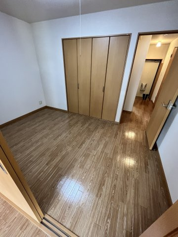 【洋室】 | エテルナ鴨島