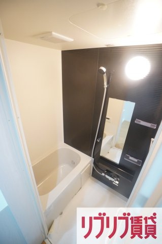 Fullea千葉中央の浴室