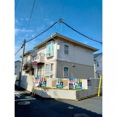 グランドールコートＢ棟の外観