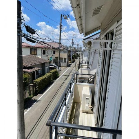 グランドールコートＢ棟のバルコニー