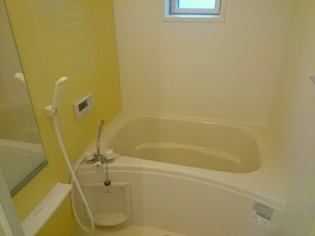 こすもす加賀野の浴室