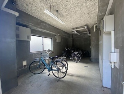 【その他共用部分】 | ルフィール八田 | ★屋内自転車置き場
