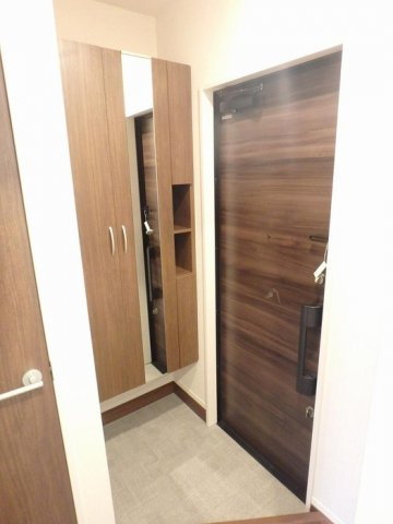 ラ・ルーチェ上田レジデンスの玄関