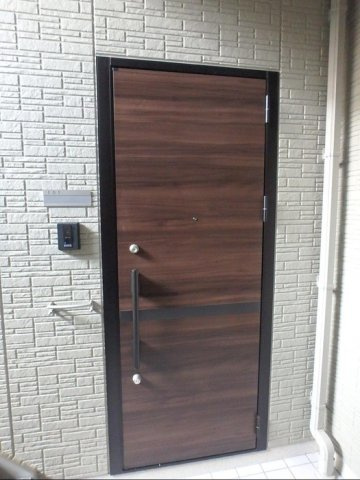 ラ・ルーチェ上田レジデンスの玄関