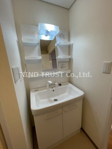 ジオナ天神橋の洗面所|コンパクトで使いやすい洗面所