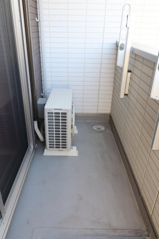 D-RESIDENCE府中桜通りのバルコニー