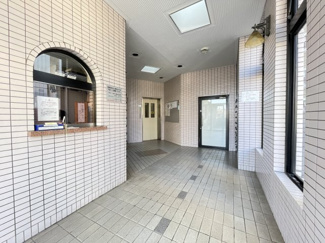 【エントランス】