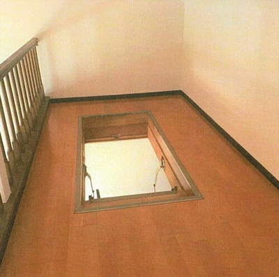 【その他共用部分】 | ライオンズマンション箱崎南 | その他：アティックスペース※前回募集時の写真２０１８年１月撮影     （2018年1月撮影）