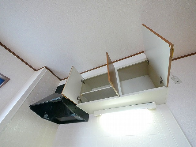 アクシス光台のキッチン|コンパクトなキッチンで掃除もラクラク