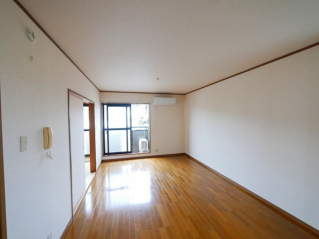 アクシス光台の居間・リビング|居間です