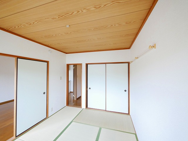 アクシス光台の和室|柔らかい畳が心地よい和室