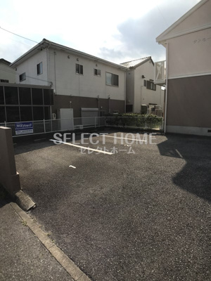 【駐車場】 | サンモール中町 | 駐車スペースもあります