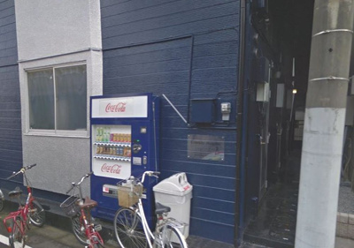 【エントランス】 | センチュリーハイツパート3・4　12105 | 自販機があって便利♪