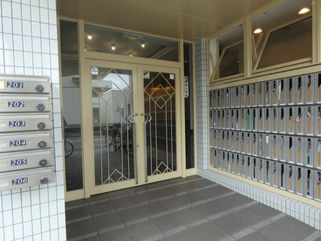【エントランス】 | レバンガ長居公園AP