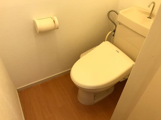 エルモリカワ　　 刈谷市近郊の賃貸はクラスホームのトイレ|シャワー付トイレ