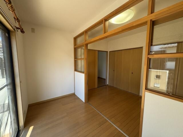 南町一戸建の寝室