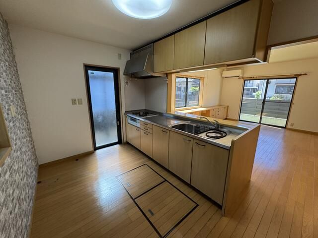 南町一戸建のキッチン