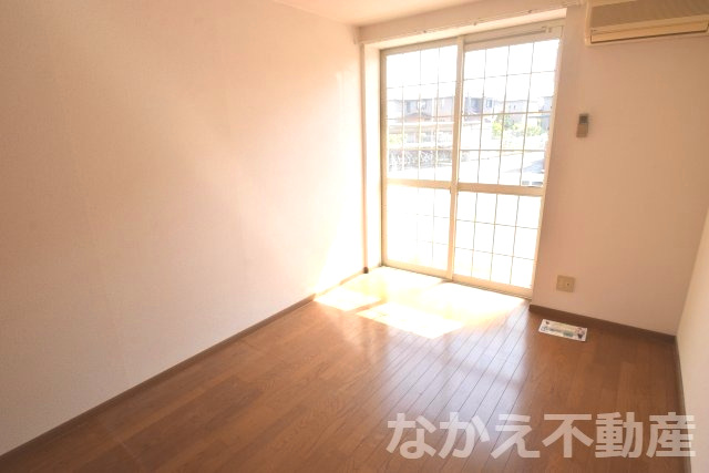 【寝室】 | 落ち着いて過ごせるお部屋なので、寝室にいかがでしょうか