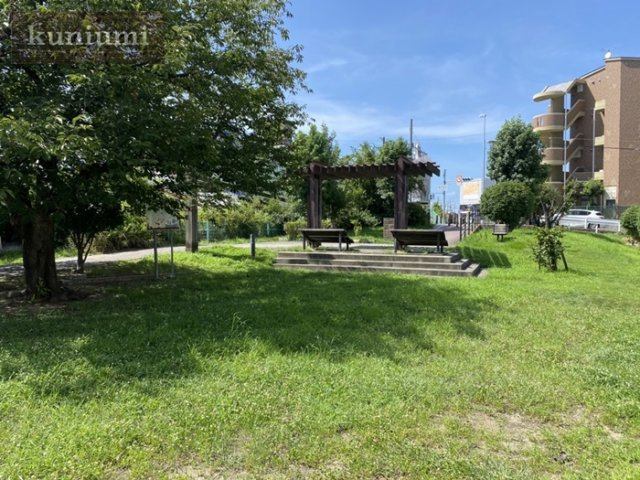 守口市菊水通4丁目の周辺|売地の裏には公園がございます。