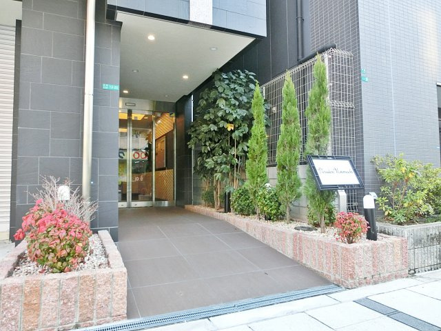プレアデス元町の周辺