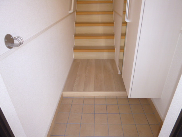 ジーシーⅠの玄関