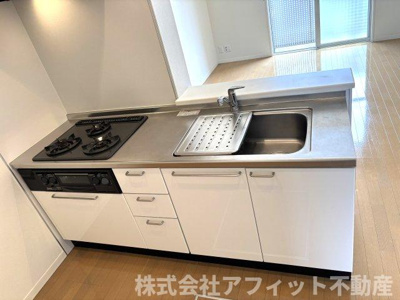 【キッチン】 | スカイメゾン　1２番館 | 3口ガスコンロ付き