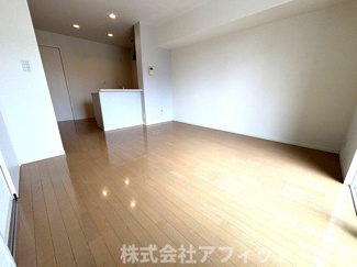 【居間・リビング】 | スカイメゾン　1２番館 | LDK12.9帖