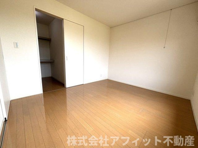 【寝室】 | スカイメゾン　1２番館 | 洋室6.4帖