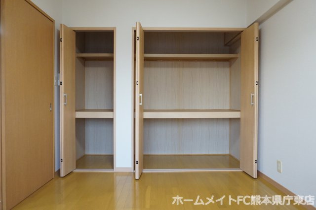 熊本市東区沼山津３丁目の賃貸マンションの収納