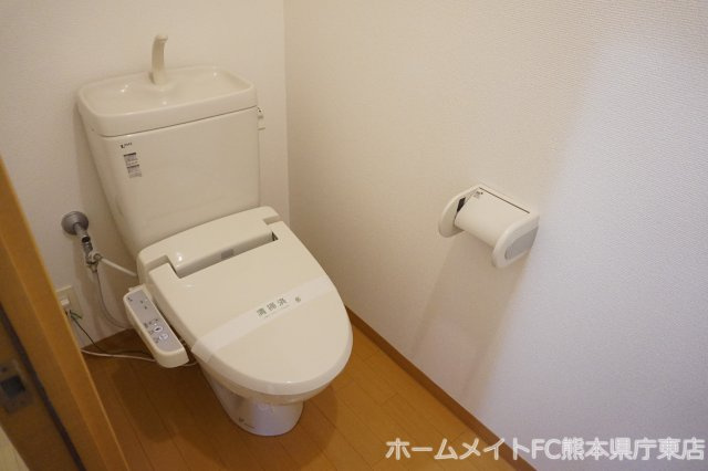 熊本市東区沼山津３丁目の賃貸マンションのトイレ