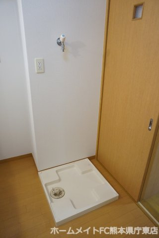 熊本市東区沼山津３丁目の賃貸マンションの洗面所