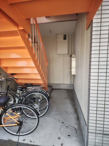 ドリーム萱島のロビー