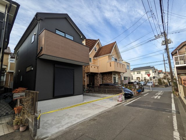 相模原市中央区並木新築1棟の前面道路含む現地写真