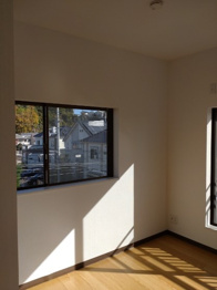 使い勝手のいい洋室です