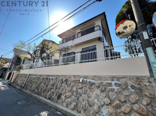 西宮市仁川百合野町中古戸建の外観