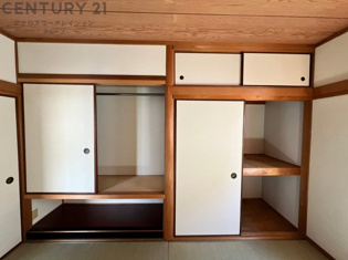 西宮市仁川百合野町中古戸建の収納