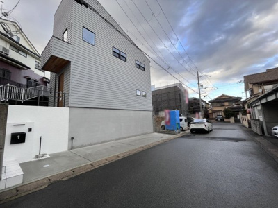 【前面道路含む現地写真】 | 宇治市天神台二丁目　新築戸建