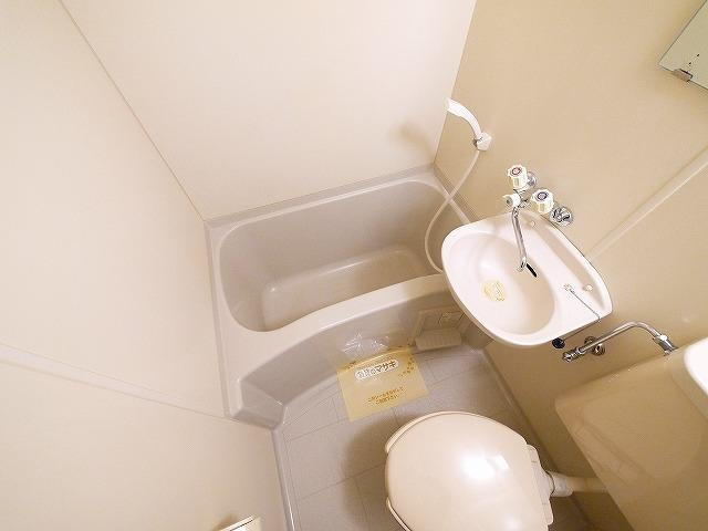 ヴィラあざみの浴室|日々の疲れを癒すお風呂付です