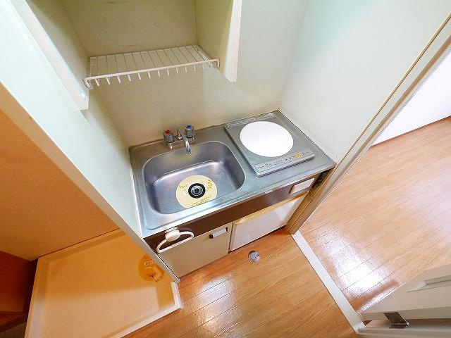 ヴィラあざみのキッチン|お料理しやすいキッチンです