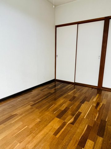 メゾンパ－クの居間・リビング