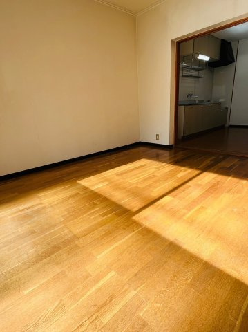 メゾンパ－クの洋室