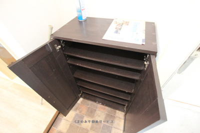 【その他共用部分】 | コーポラスたかせE棟 | 下駄箱
コーポラスたかせE棟　201号室　R4/12/22撮影
