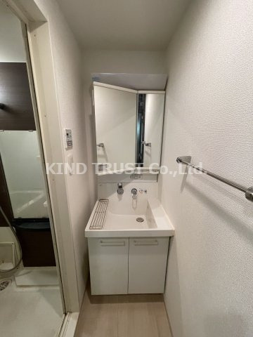 W-style大阪駅前の洗面所