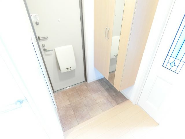 オースター１番館の玄関